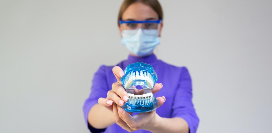 la moda de la ortodoncia a distancia