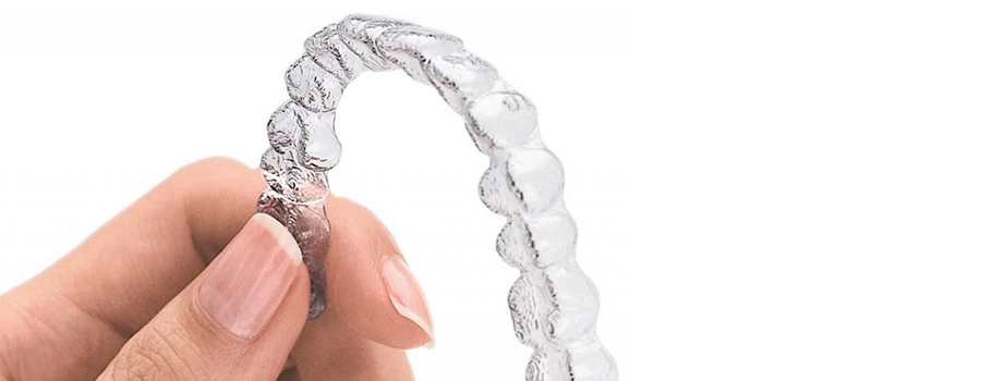 Consejos para cuidar tus alineadores de ortodoncia